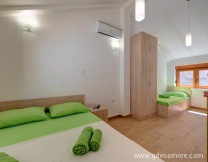 Apartments Trojanovic Obala, private accommodation in city Tivat, Montenegro - 75B_0417_18_19_20_21